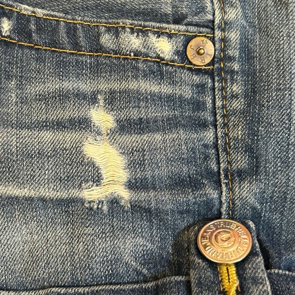 True Religion Jess Denim Shorts - Picture 12 of 16